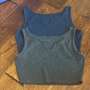 Cropped tank top bundle